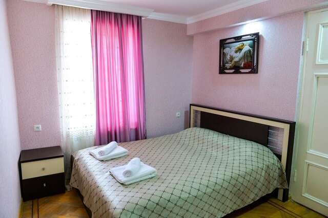 Проживание в семье Gold Guest House Кутаиси-15