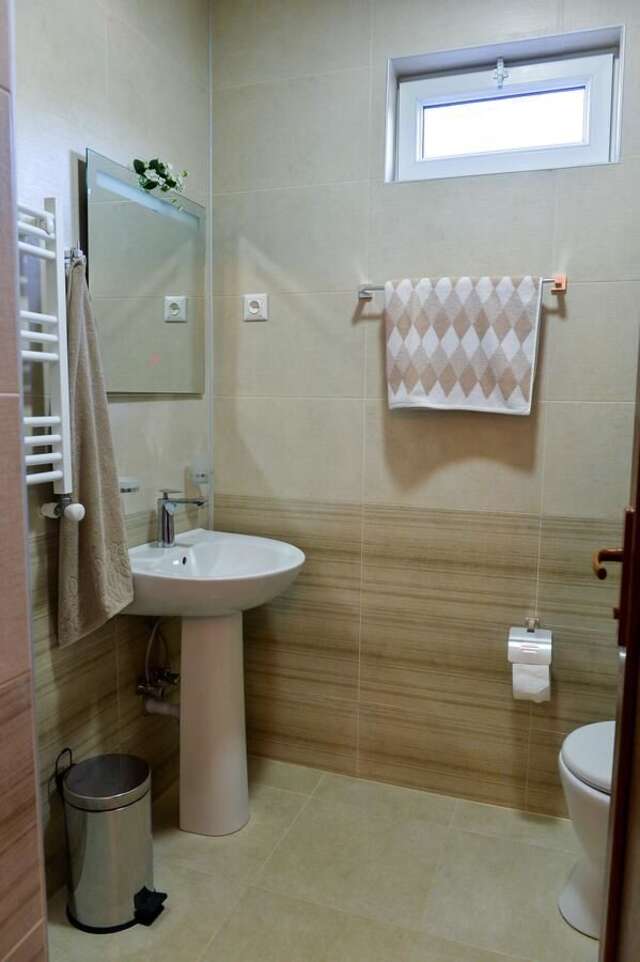 Проживание в семье Gold Guest House Кутаиси-16