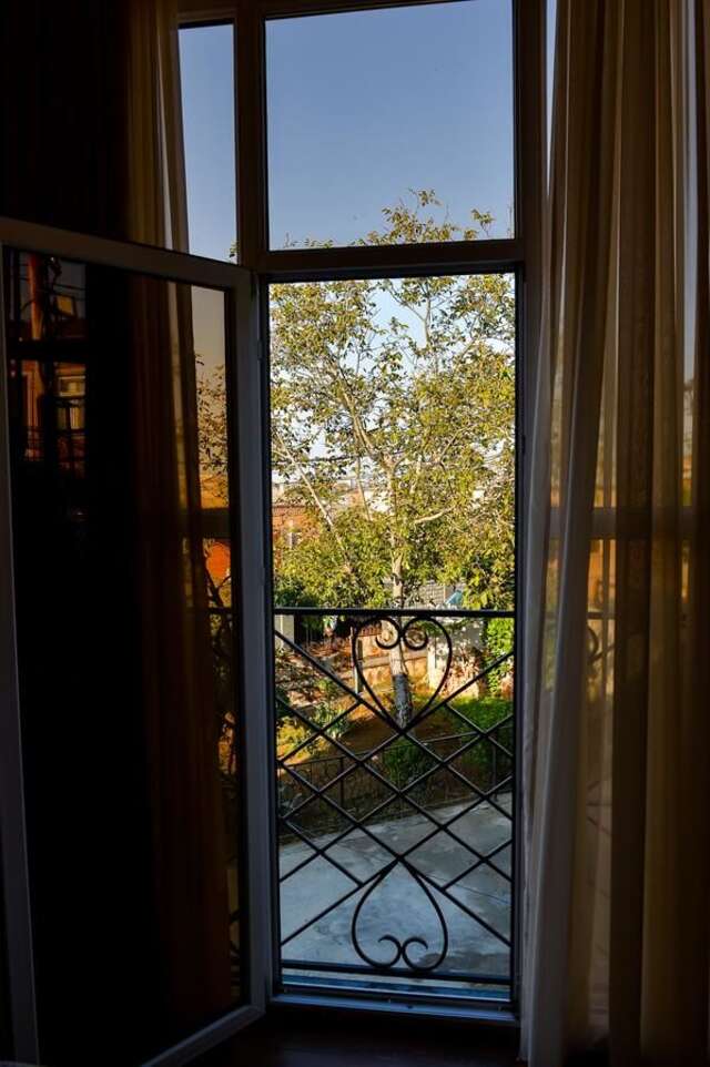 Проживание в семье Gold Guest House Кутаиси-22