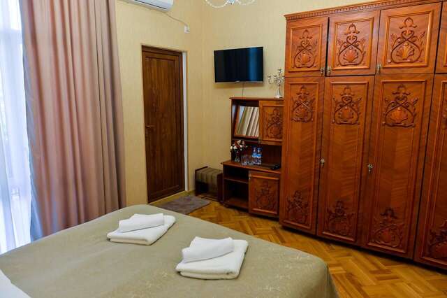 Проживание в семье Gold Guest House Кутаиси-28