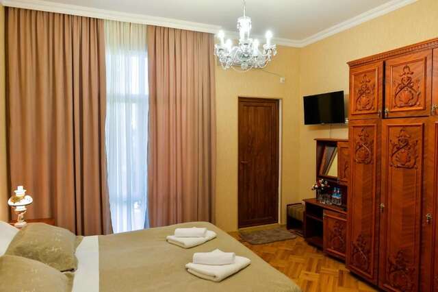 Проживание в семье Gold Guest House Кутаиси-34