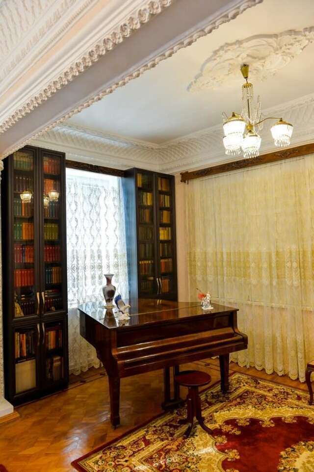 Проживание в семье Gold Guest House Кутаиси-6