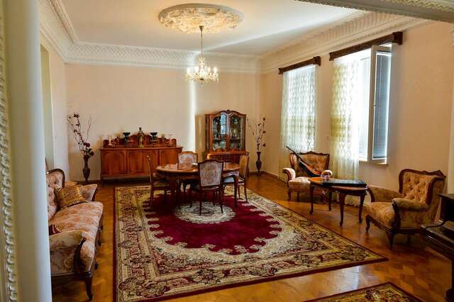 Проживание в семье Gold Guest House Кутаиси-8